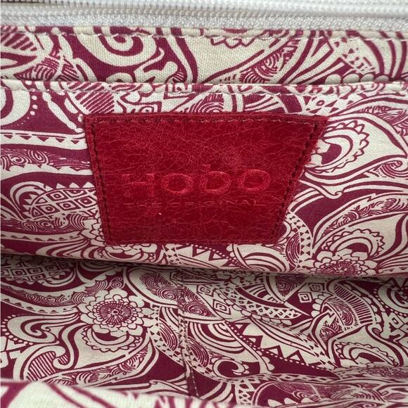 Hobo International Pleated Magnetic Frame Shoulder Bag metallic - Picture 3 of 5